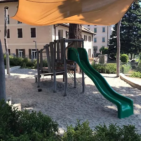 Goldengel Ferienwohnung Im Herzen Kalterns Mit Einer Terasse Zum Verlieben Esterno foto