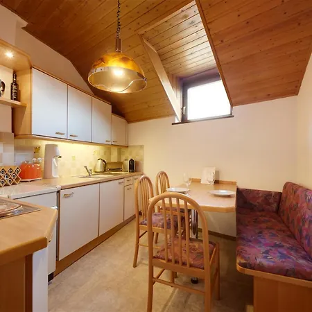 Goldengel Ferienwohnung Im Herzen Kalterns Mit Einer Terasse Zum Verlieben Esterno foto